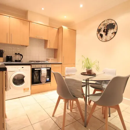 1 Bed Apartment City Of London Whitechapel Exterior photo
