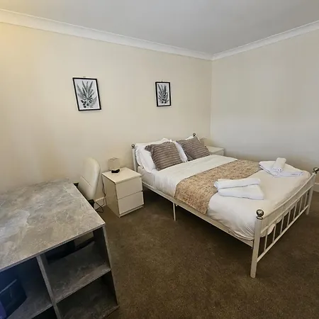 1 Bed Apartment City Of London Whitechapel Exterior photo