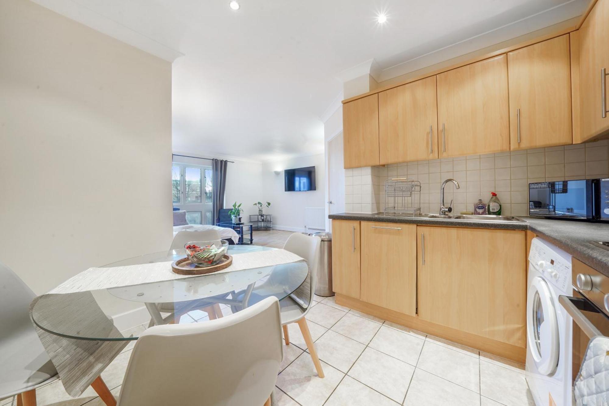 1 Bed Of Whitechapel Апартаменты Лондон