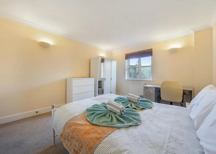 1 Bed Apartment City Of London Whitechapel